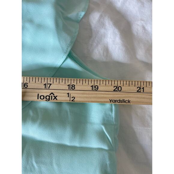 Three Eighty Two Chiffo￼n Green Dress - Picture 4 of 7